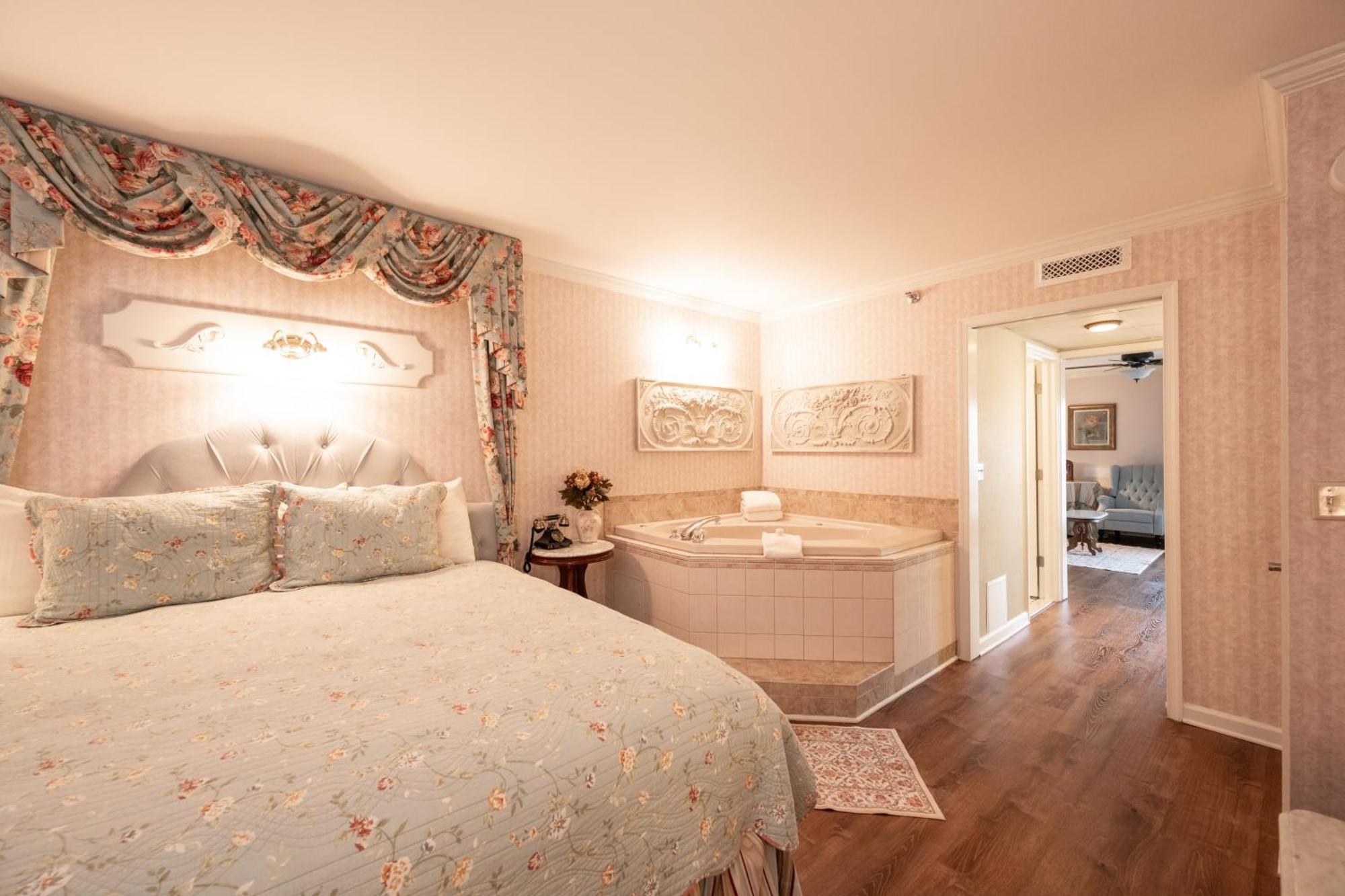 Boardwalk Plaza Hotel Rehoboth Beach Esterno foto