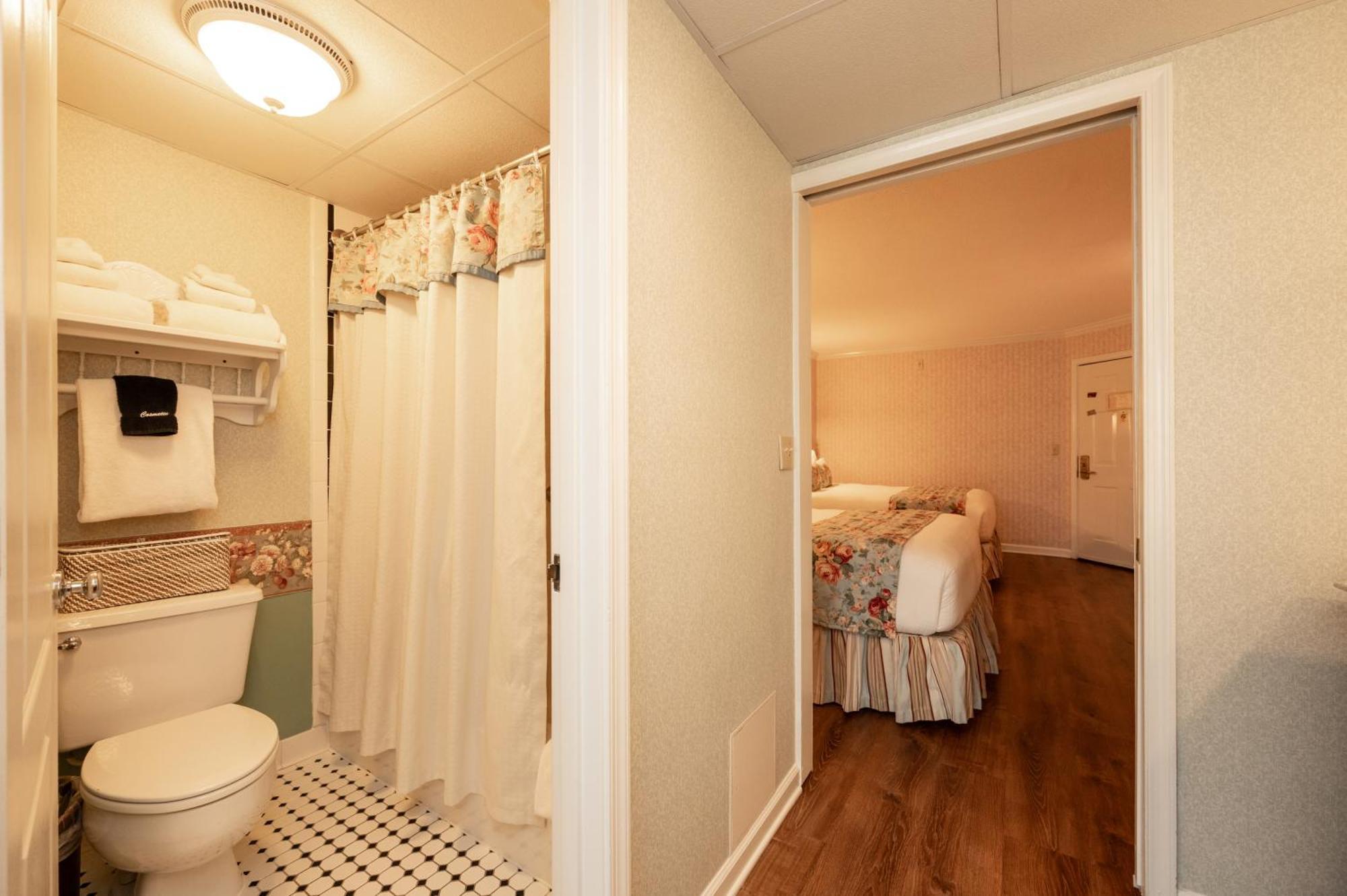 Boardwalk Plaza Hotel Rehoboth Beach Esterno foto